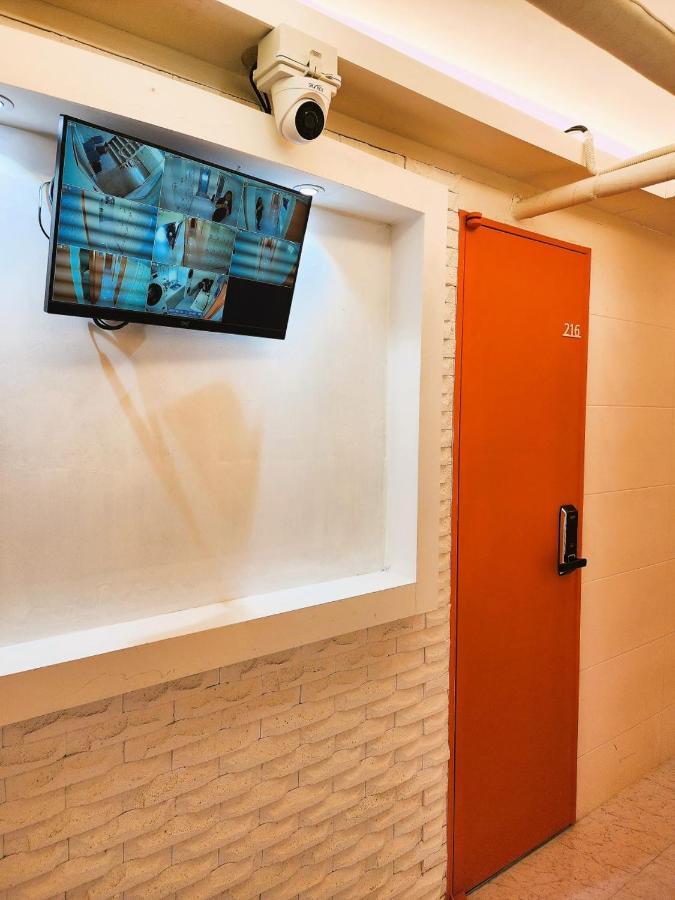 Oreum Stay Myeongdong - Female Only Сеул Екстериор снимка