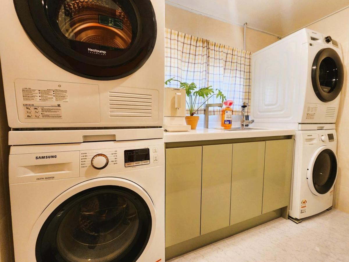 Oreum Stay Myeongdong - Female Only Сеул Екстериор снимка