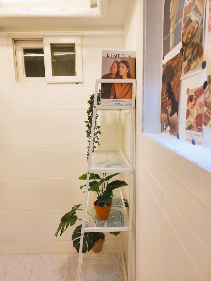 Oreum Stay Myeongdong - Female Only Сеул Екстериор снимка
