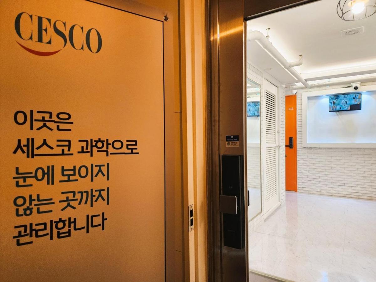 Oreum Stay Myeongdong - Female Only Сеул Екстериор снимка