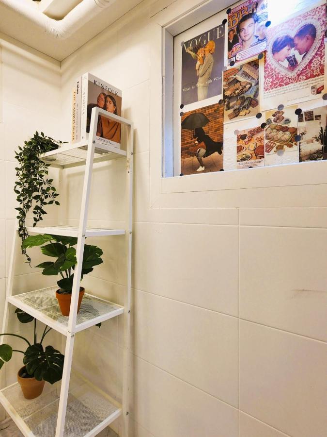 Oreum Stay Myeongdong - Female Only Сеул Екстериор снимка